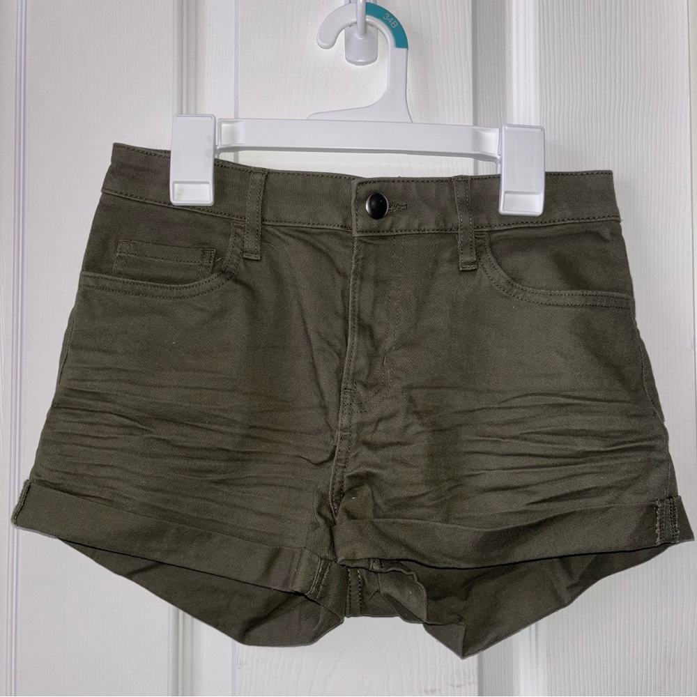 H&M High Waist Olive Shorts